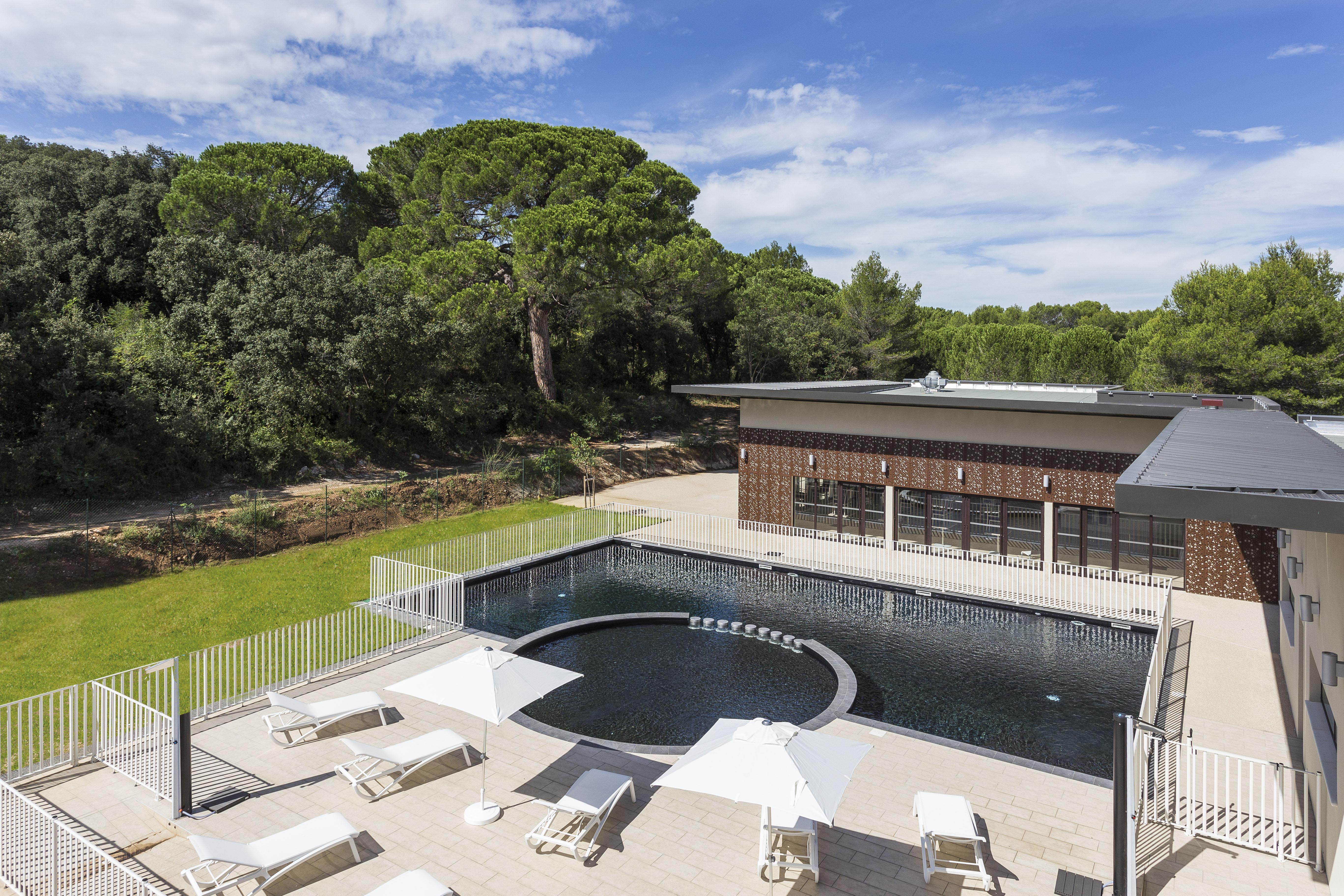 Vacanceole - Residence Pont Du Gard เรอมูแล็งส์ ภายนอก รูปภาพ